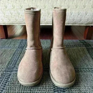 Tan boots